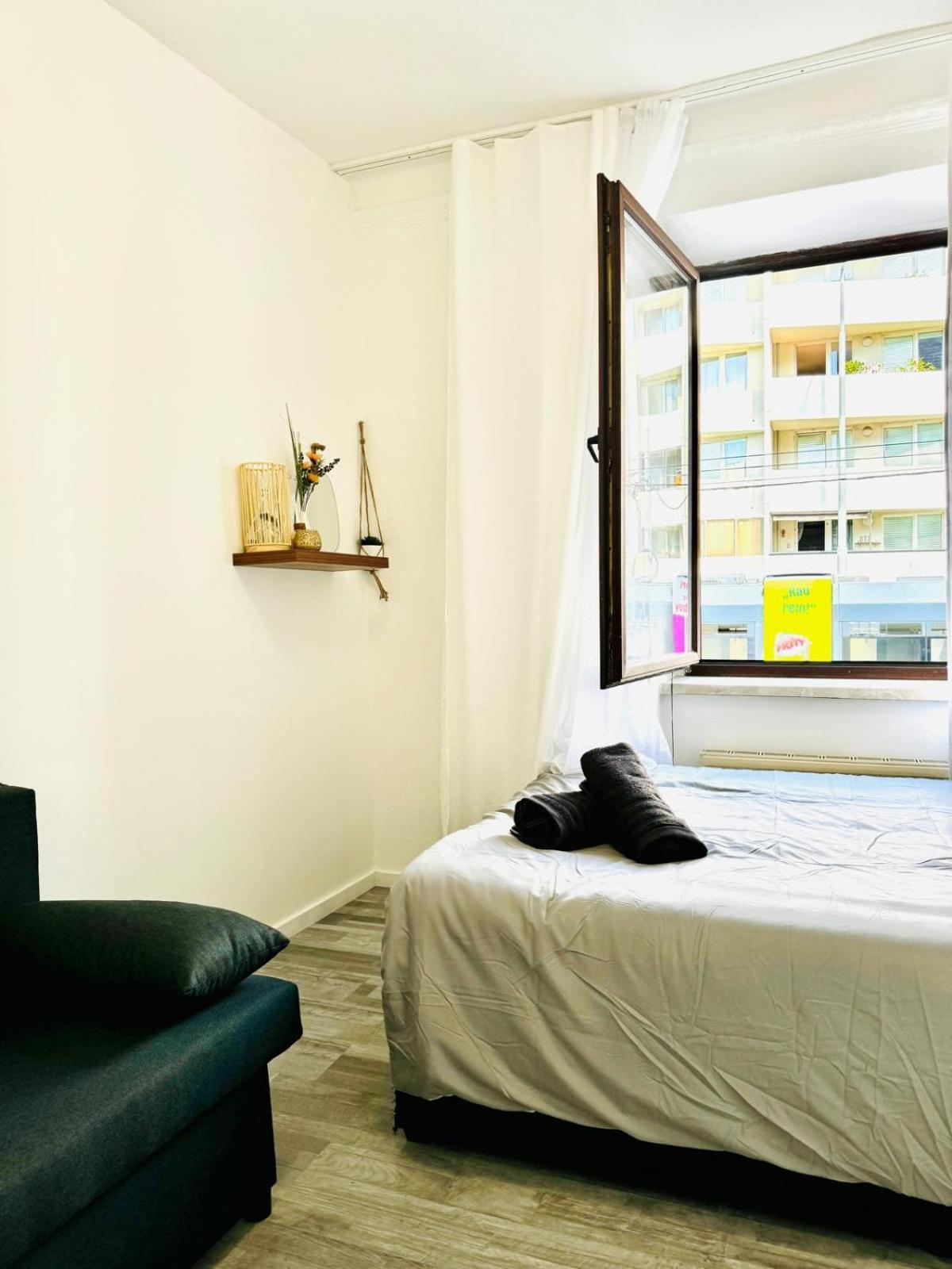 Very Spacious Apartment For Up To 7P With Great Location Vídeň Exteriér fotografie